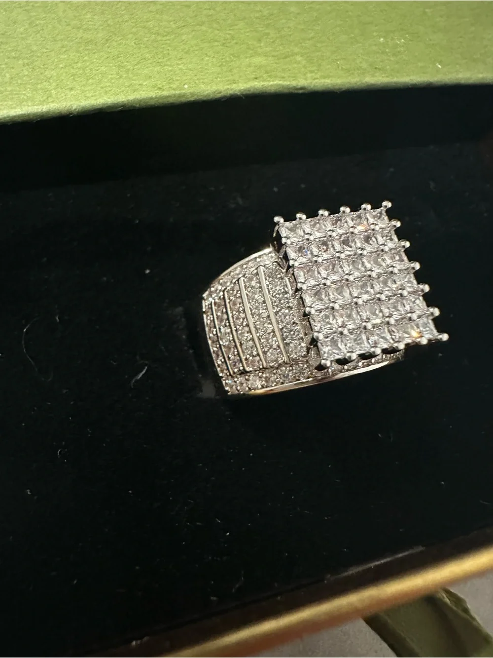 N/A sparkling silver